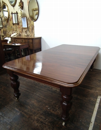 Victorian Mahogany Dining Table