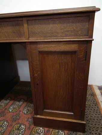 Antique Victorian Oak Partners Desk