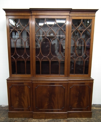 Georgian Style Mahogany 3 Door Cabinet Bookcase