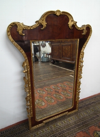 George II Mahogany and Gilt Mirror