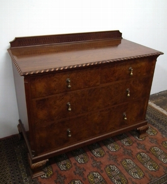 Walnut Chest of Drawers