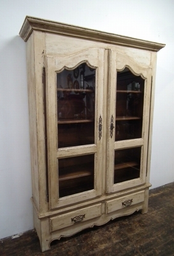 Shabby Chic Painted Cabinet
