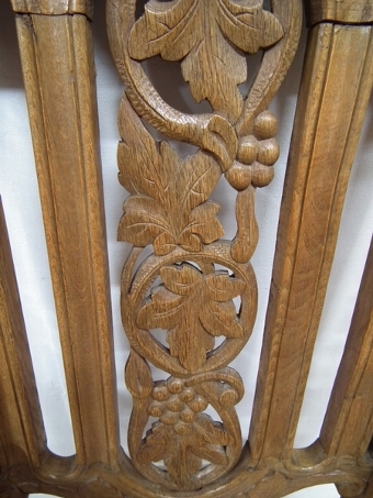 Antique Victorian Carved Oak Baronial Style Hall Chair