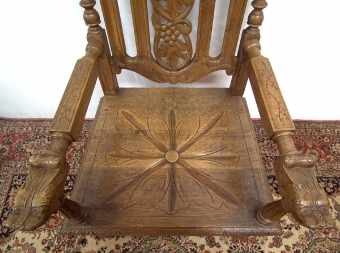Antique Victorian Carved Oak Baronial Style Hall Chair