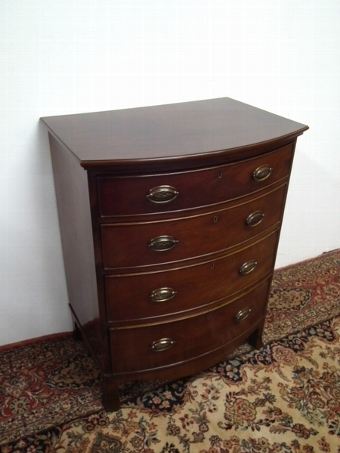 Georgian Style Mahogany Chest of Drawers