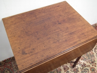 Antique George III Neat Sized Pembroke Table