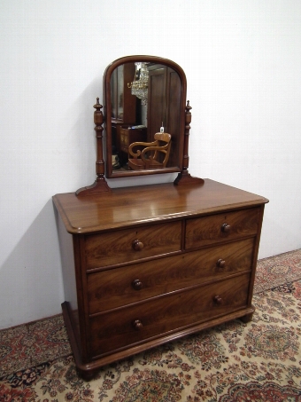 Mid Victorian Mahogany Dressing Table