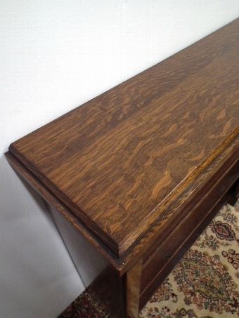 Antique Neat Sized Late Victorian Oak Open Bookcase