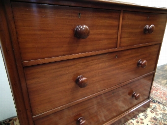 Antique Neat Sized Victorian Mahogany Chest of Drawers