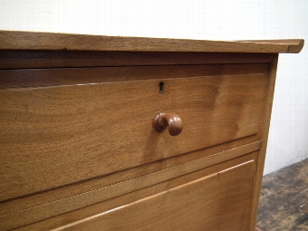 Antique Whytock & Reid Walnut Chest of Drawers