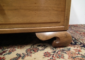 Antique Whytock & Reid Walnut Chest of Drawers