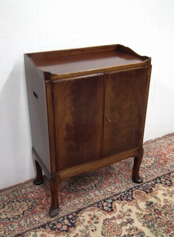 Whytock & Reid Mahogany Side Cabinet