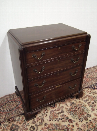 Neat Sized Mahogany Chest of Drawers