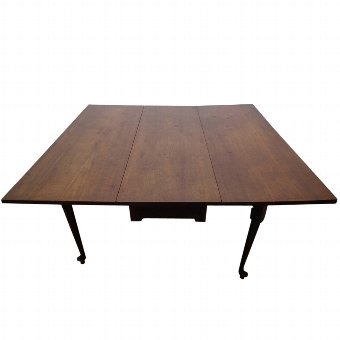 George II Mahogany Drop Leaf Dining Table