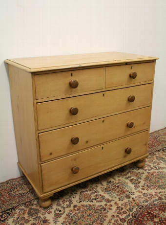 Mid Victorian Pine Chest of Drawers