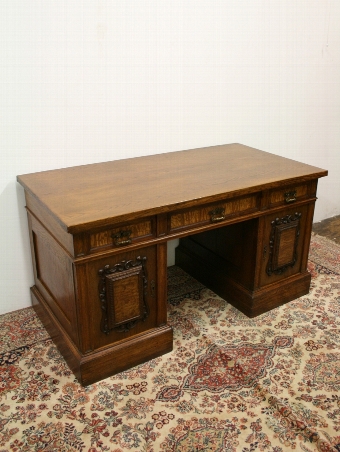 Victorian Continental Carved Oak Desk