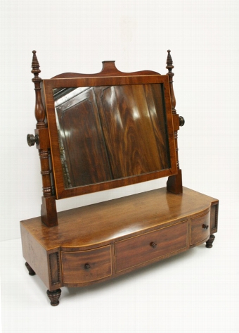 Late George III Scottish Mahogany Toilet Mirror
