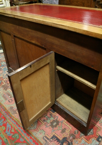 Antique Edwardian Mahogany Kneehole Desk