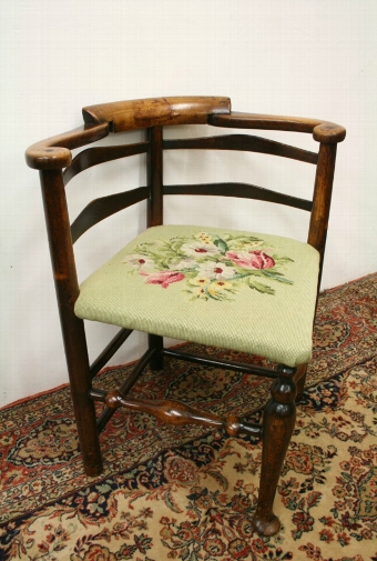 Late George III Elm Corner Chair