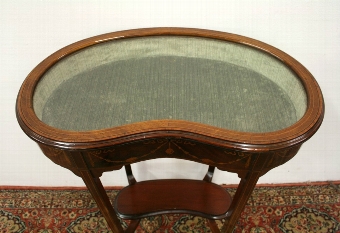 Antique Late Victorian Kidney Shaped Bijouterie Table