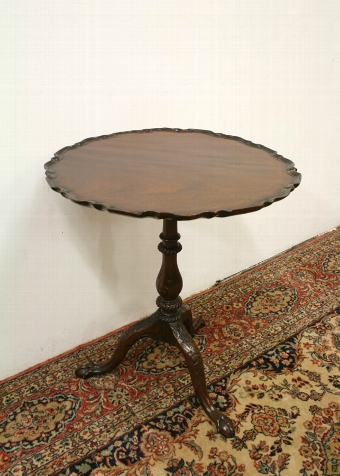 Chippendale Style Snap Top Table