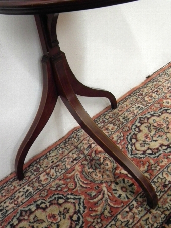 Antique Unusual Sheraton Style Cake Stand