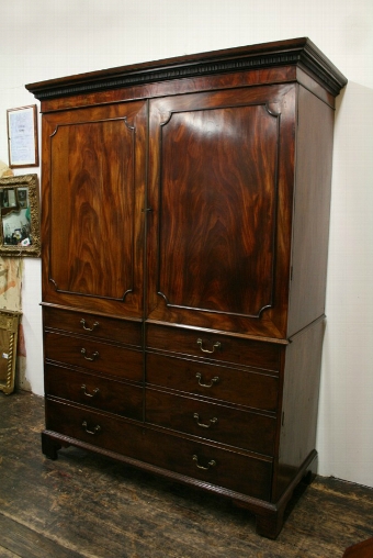 George III Mahogany 2 Door Wardrobe