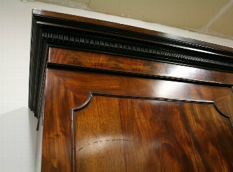 Antique George III Mahogany 2 Door Wardrobe