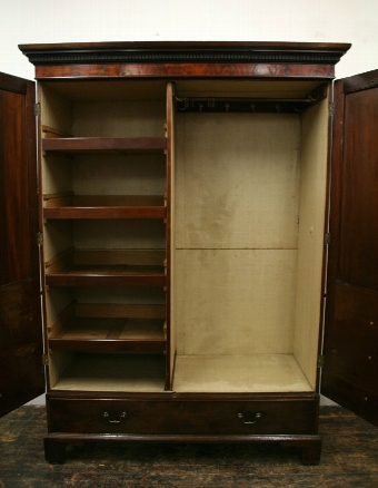Antique George III Mahogany 2 Door Wardrobe