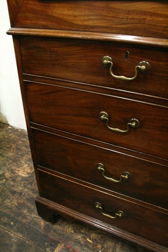Antique George III Mahogany 2 Door Wardrobe