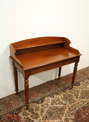 Mid Victorian Mahogany Washstand