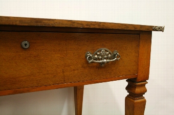 Antique Late Victorian Oak Side Table