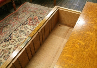 Antique Late Victorian Oak Side Table