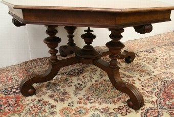 Antique Victorian Walnut Occasional Table/Coffee Table