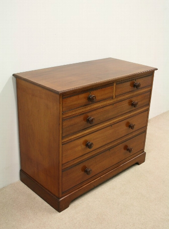 Late Victorian Chest of Drawers