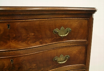Antique Georgian Style Neat Sized Mahogany Chest of Drawers
