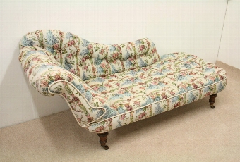 Mid Victorian Chaise Longue