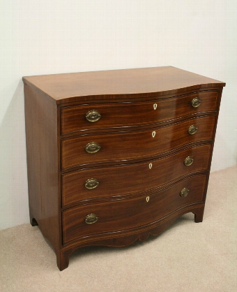 Scottish George III Serpentine Chest of Drawers
