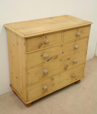 Victorian Yellow Pine Chest of Drawers