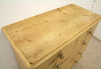 Antique Victorian Yellow Pine Chest of Drawers