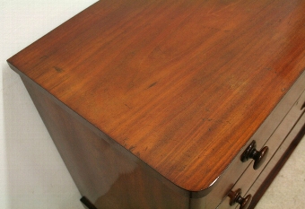 Antique Neat Sized Victorian Mahogany Chest of Drawers