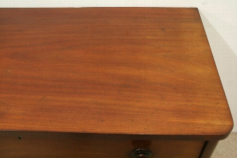 Antique Neat Sized Victorian Mahogany Chest of Drawers