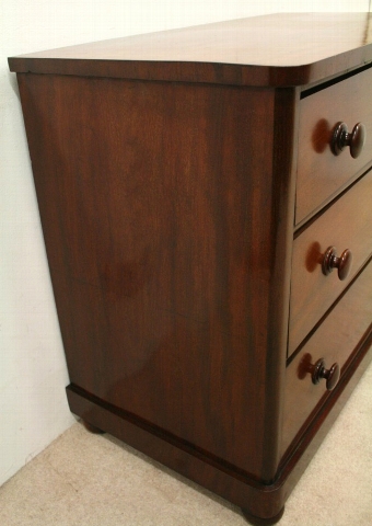 Antique Neat Sized Victorian Mahogany Chest of Drawers
