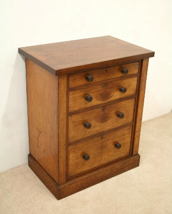 William IV Wellington Style Chest