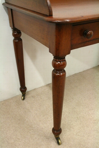 Antique Early Victorian Mahogany Side Table