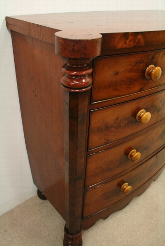 Antique Victorian Mahogany Bow Front Chest of Drawers