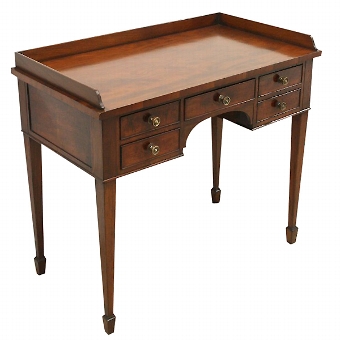 George III Figured Spanish Mahogany Dressing/Side Table
