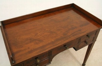 Antique George III Figured Spanish Mahogany Dressing/Side Table