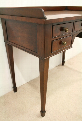 Antique George III Figured Spanish Mahogany Dressing/Side Table