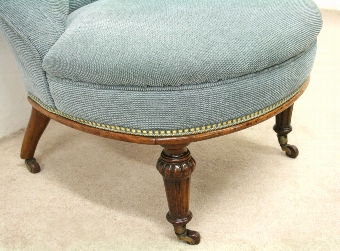 Antique Victorian Ladies Easy Chair
